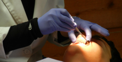 Saiba porquê ampliar os atendimentos odontológicos em sua clínica