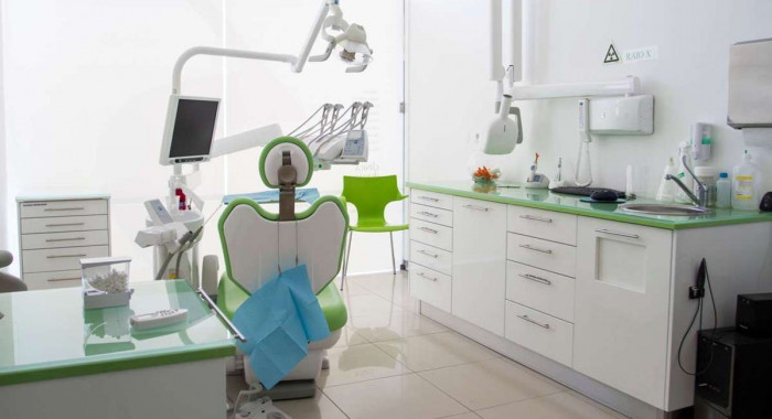 Como uma palestra de SIPAT pode proteger a sua Clínica Dentária?